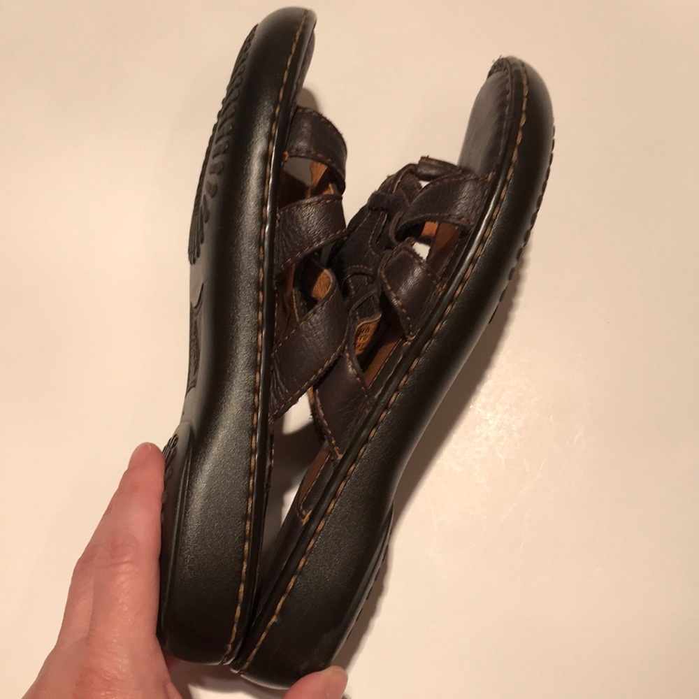 BORN sandals brown thong casual 6 shoes - Picture 6 of 10